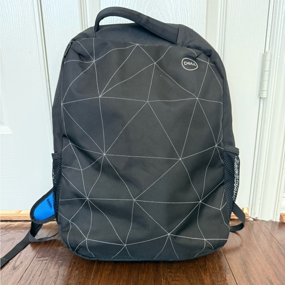 Dell Essential Notebook Backpack Carrying Case 15 Black